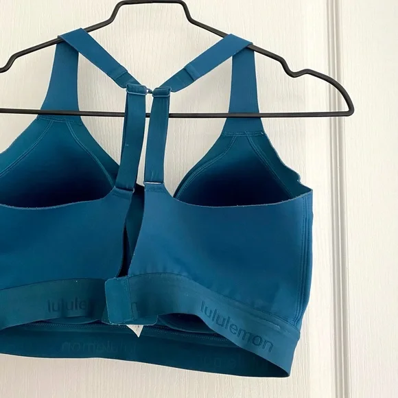 Lululemon Fine Form Marshmallow Bra Bermuda Teal (Size 36E)